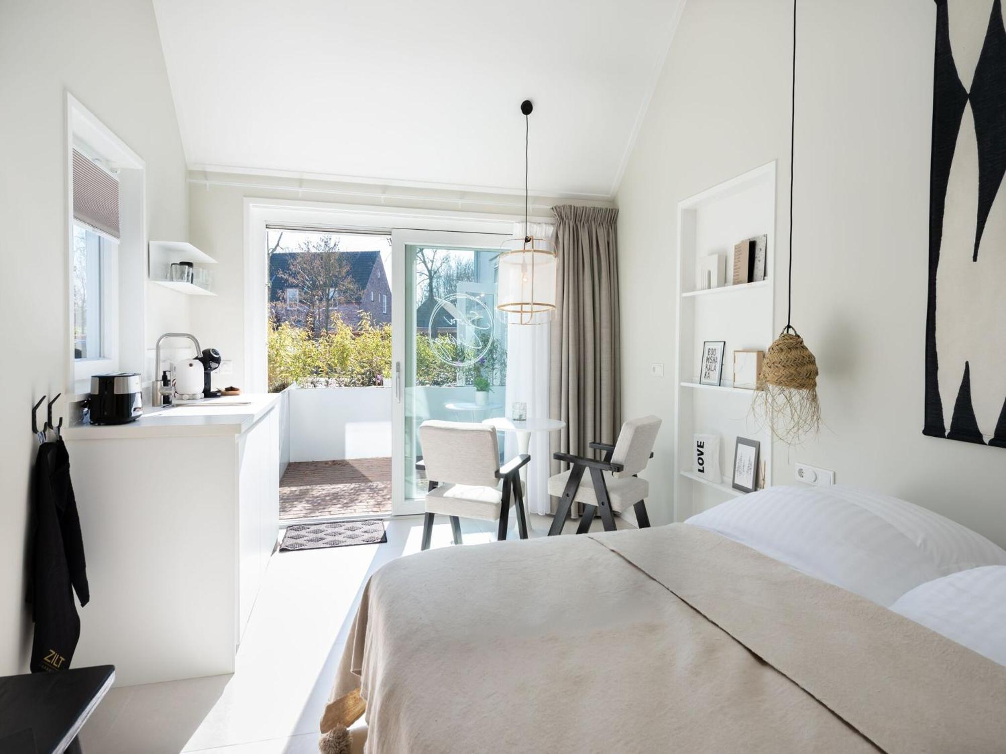 Pleasaing Holiday Home In Oostkapelle Near Centre Bagian luar foto