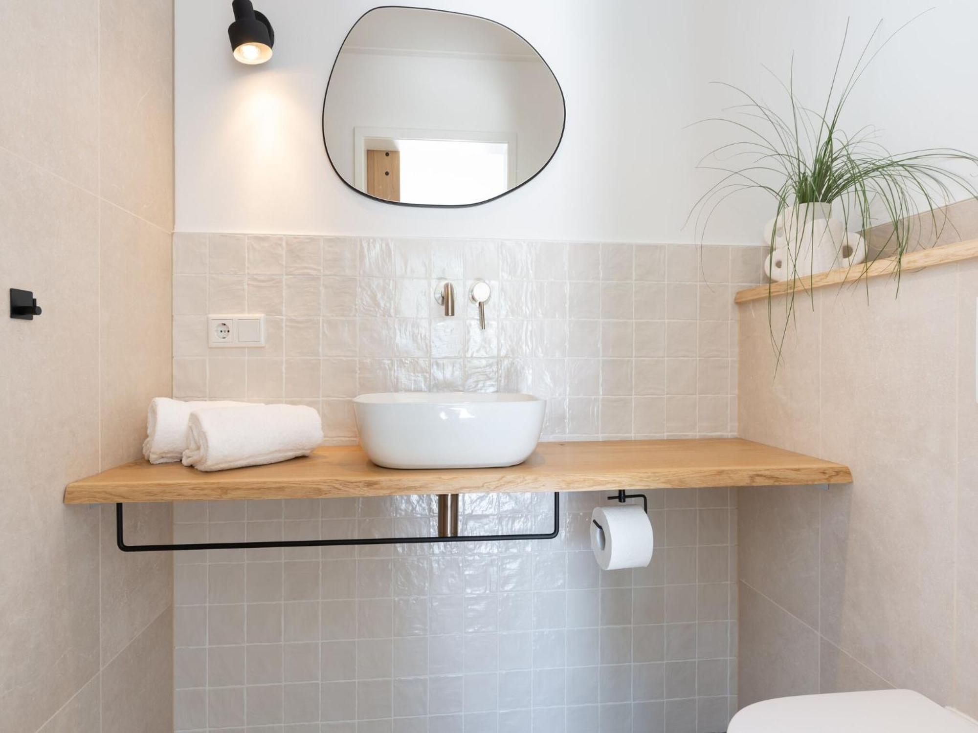 Pleasaing Holiday Home In Oostkapelle Near Centre Bagian luar foto