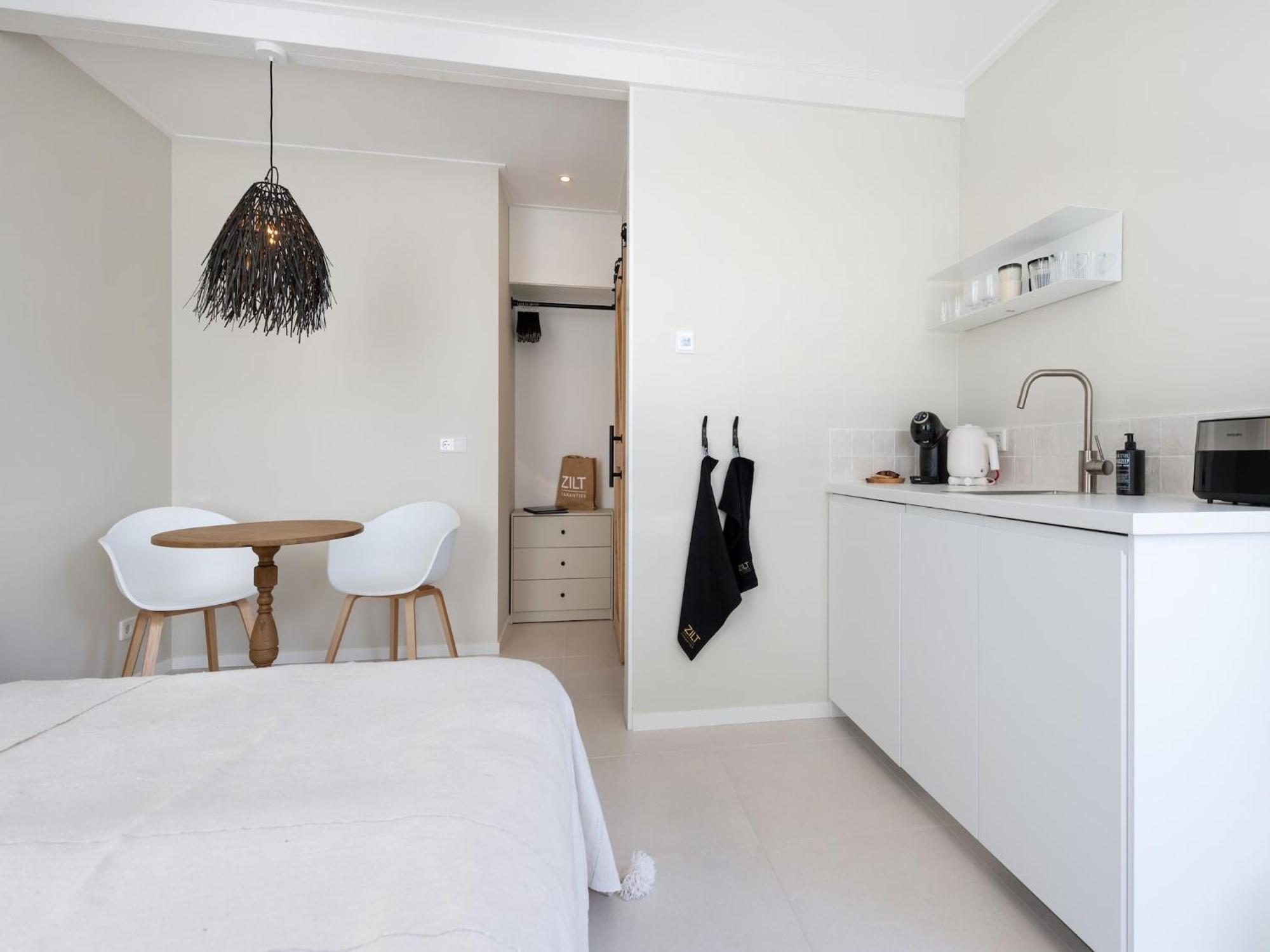 Pleasaing Holiday Home In Oostkapelle Near Centre Bagian luar foto